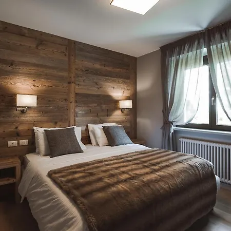 Alù Mountain Design Hotel 4*