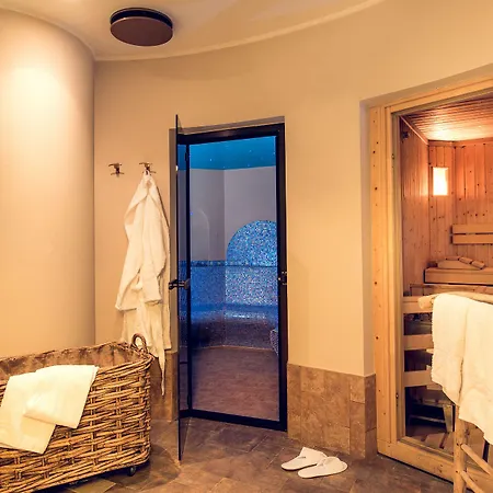 Alu Mountain Design 4*