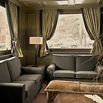 Alu Mountain Design 4* بورمْيو
